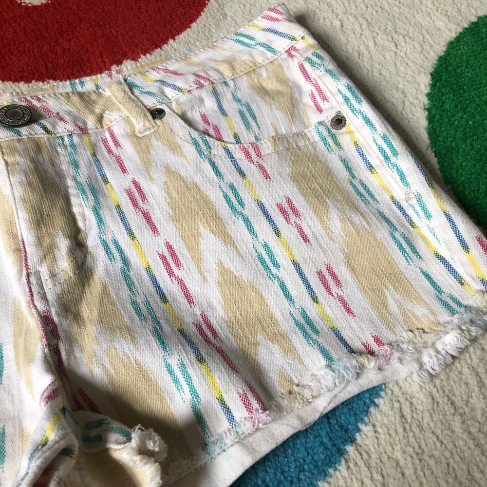 Mossimo Shorts - Picture 8 of 8